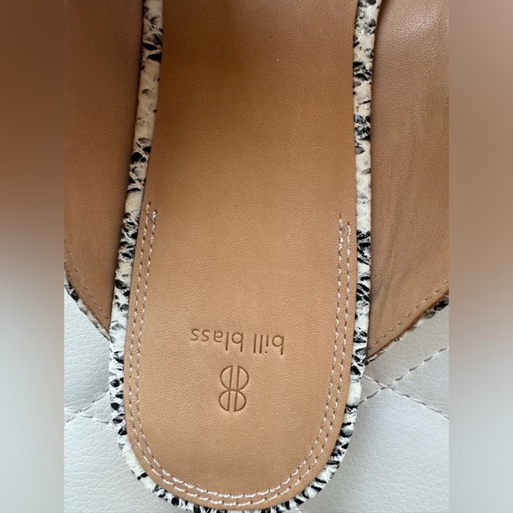 Anthropologie BILL BLASS SYLVIE SLIDE All Leather Mules Flats IVORY SNAKE 8 - Picture 7 of 12